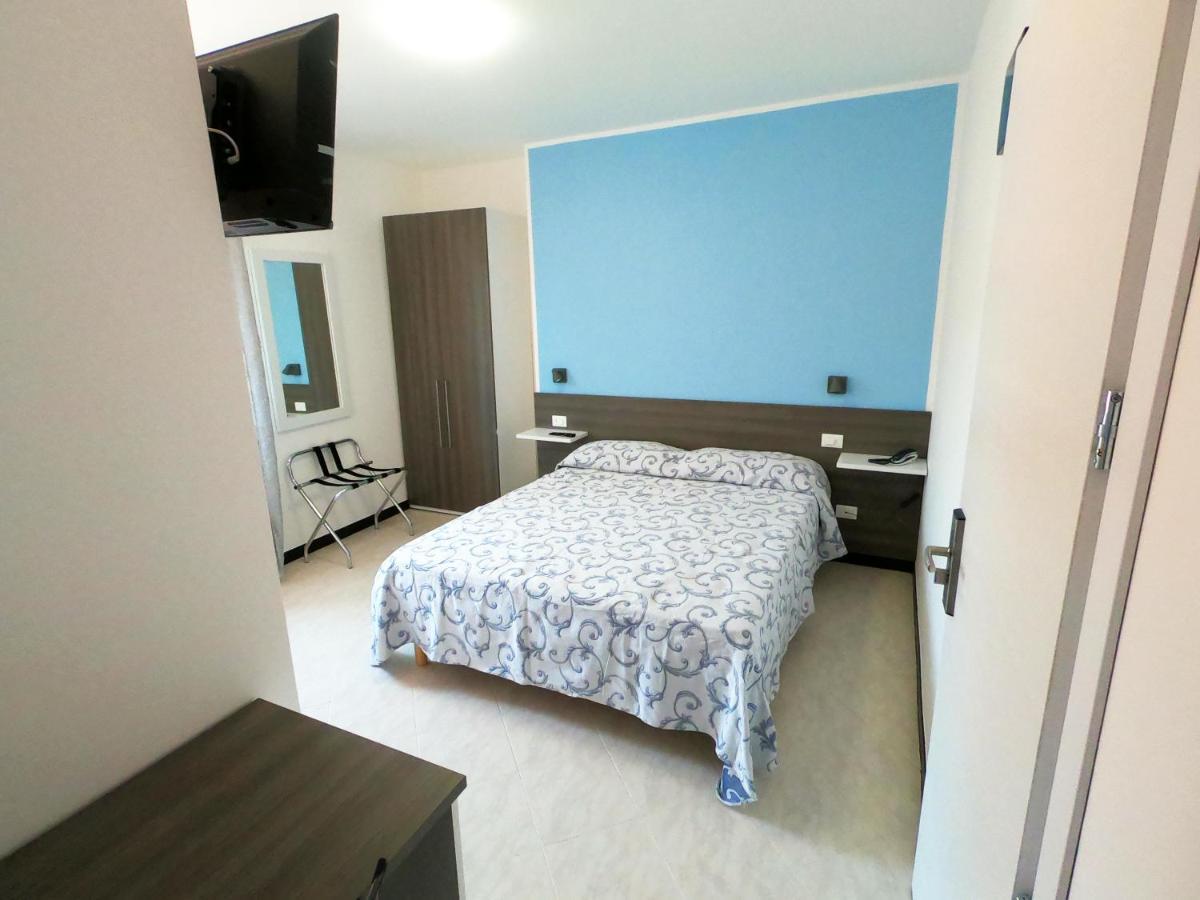 Hotel Aurora Varazze Eksteriør billede