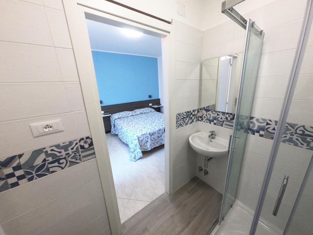Hotel Aurora Varazze Eksteriør billede