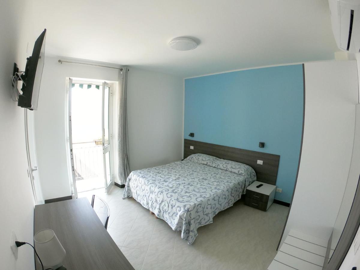 Hotel Aurora Varazze Eksteriør billede