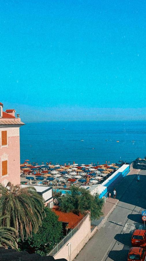 Hotel Aurora Varazze Eksteriør billede