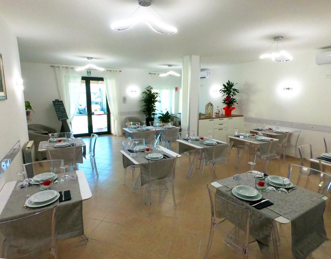 Hotel Aurora Varazze Eksteriør billede